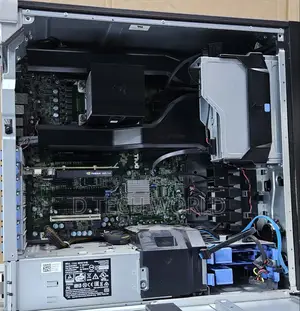 Desktop Computer Dell 16GB Intel Xeon SSD 256GB