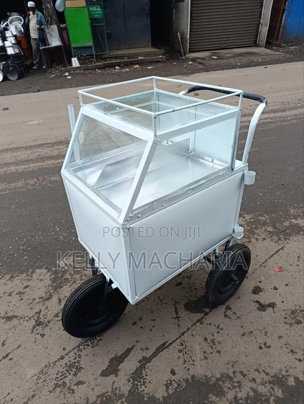 Medium Sizes Samosas, Eggs Smokies Moving Trollies - thumbnail 10