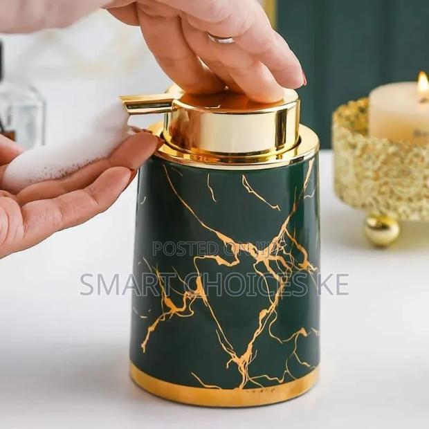Marble Soap Pump / Dispenser - thumbnail 3