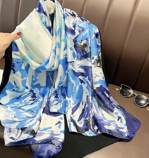 Light Luxury Silk Unisex Scarf  - thumbnail 2
