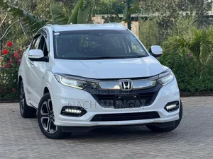 Honda Vezel 2019 White