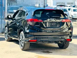Honda Vezel 2019 Black