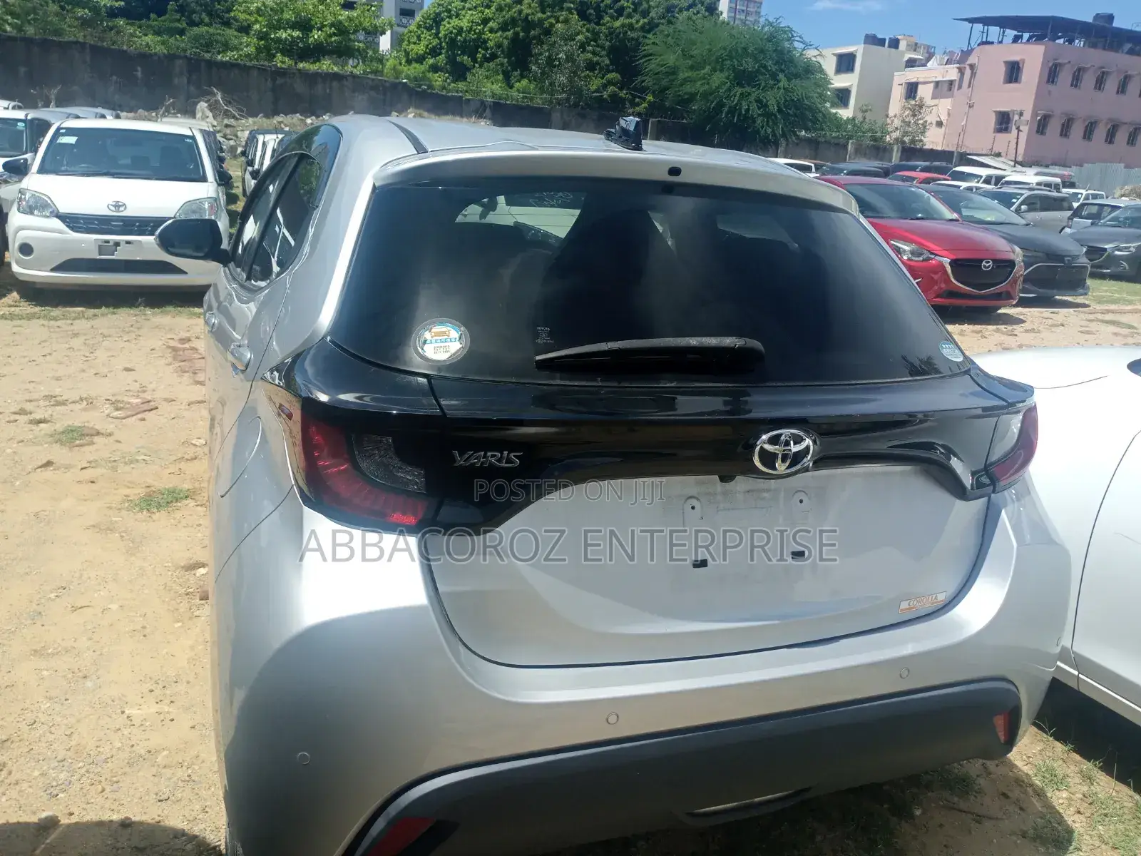 Toyota Yaris L Sedan 4dr 2019 Silver