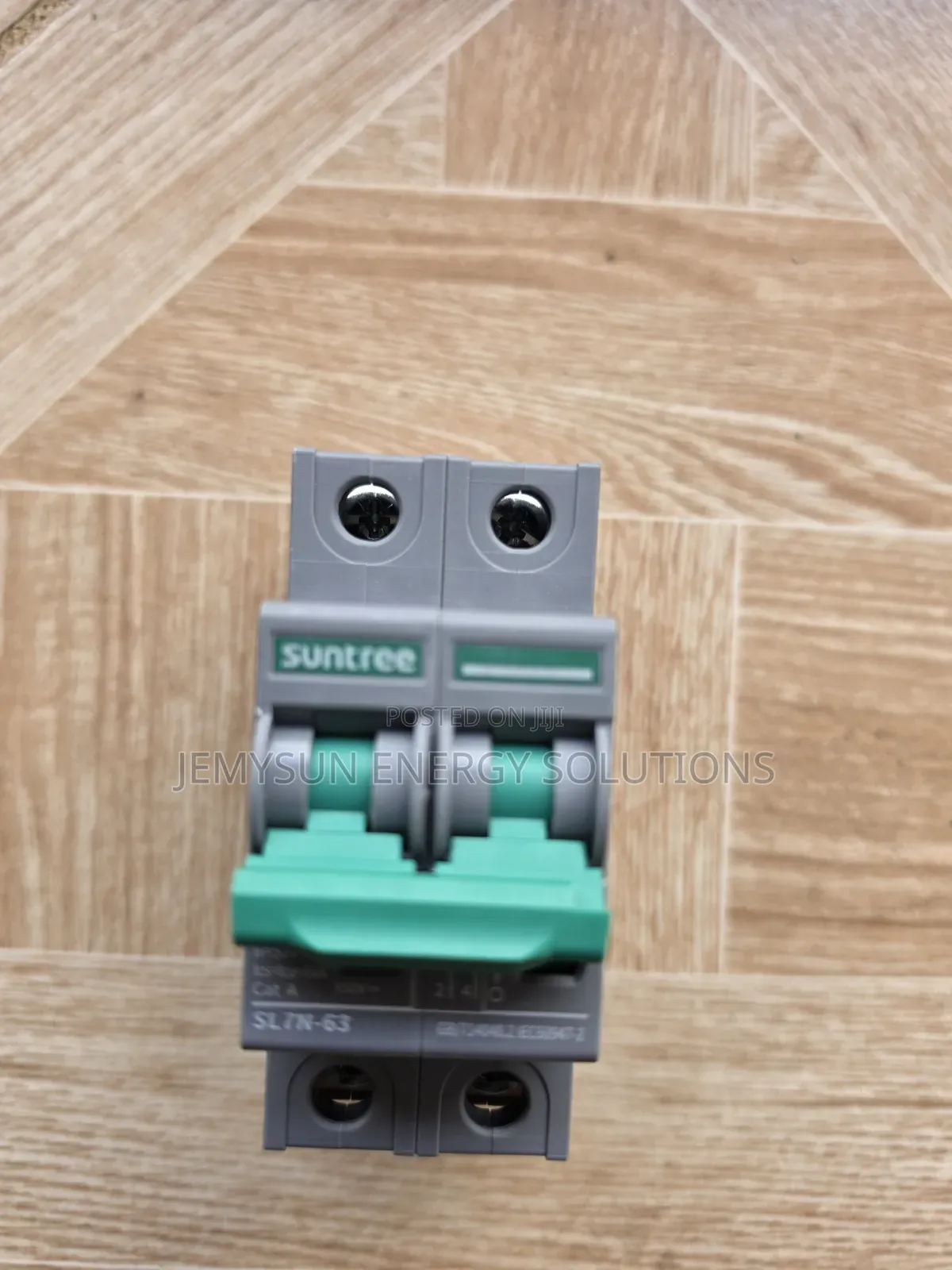 32amps Suntree Sl7n-63 2-Pole 550v Dc Circuit Breaker
