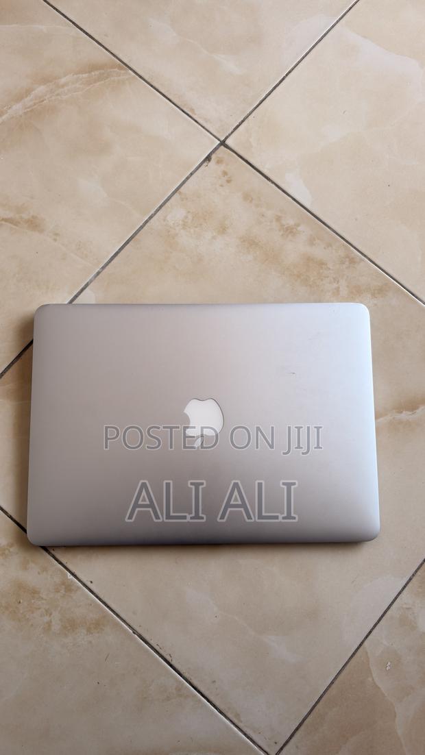 Laptop Apple MacBook 2017 8GB Intel Core i5 SSD 256GB
