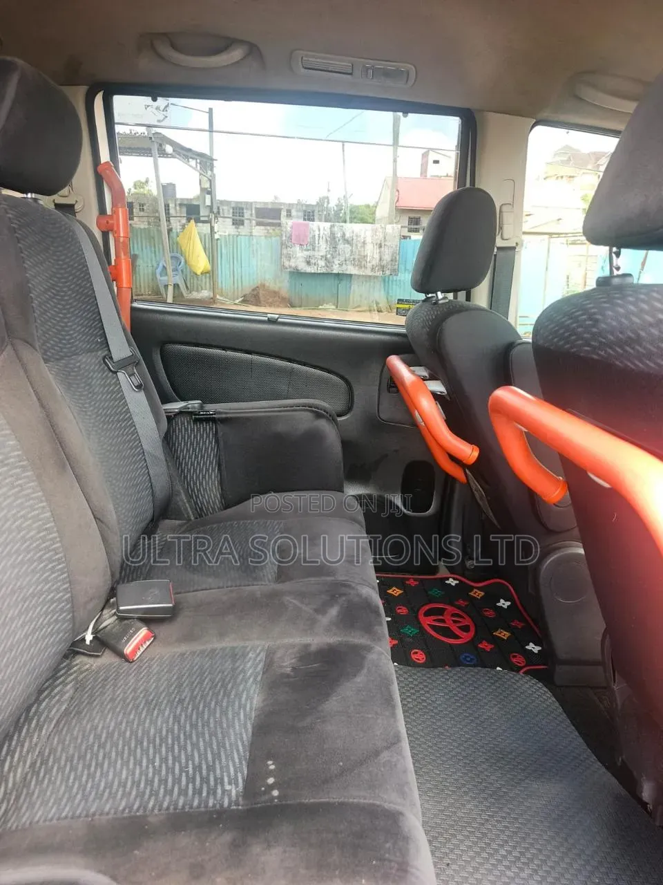 Nissan Serena 2016 Silver