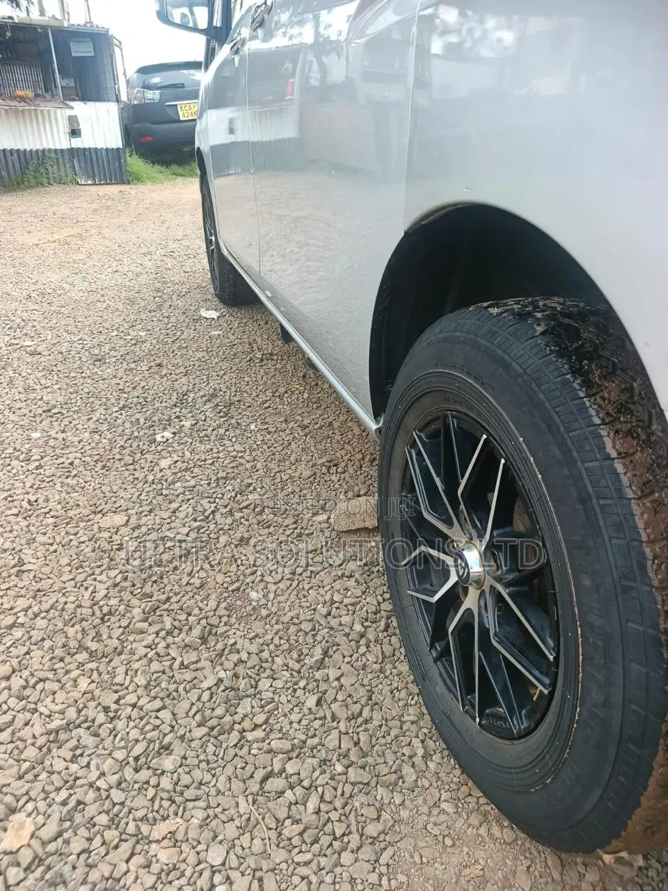 Nissan Serena 2016 Silver