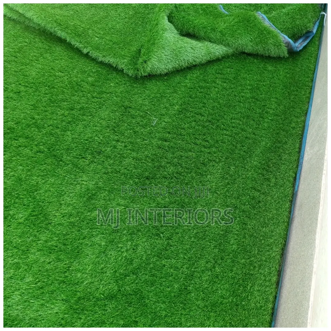 40mm Artificial Grass - Looks Feels Like Real Grass