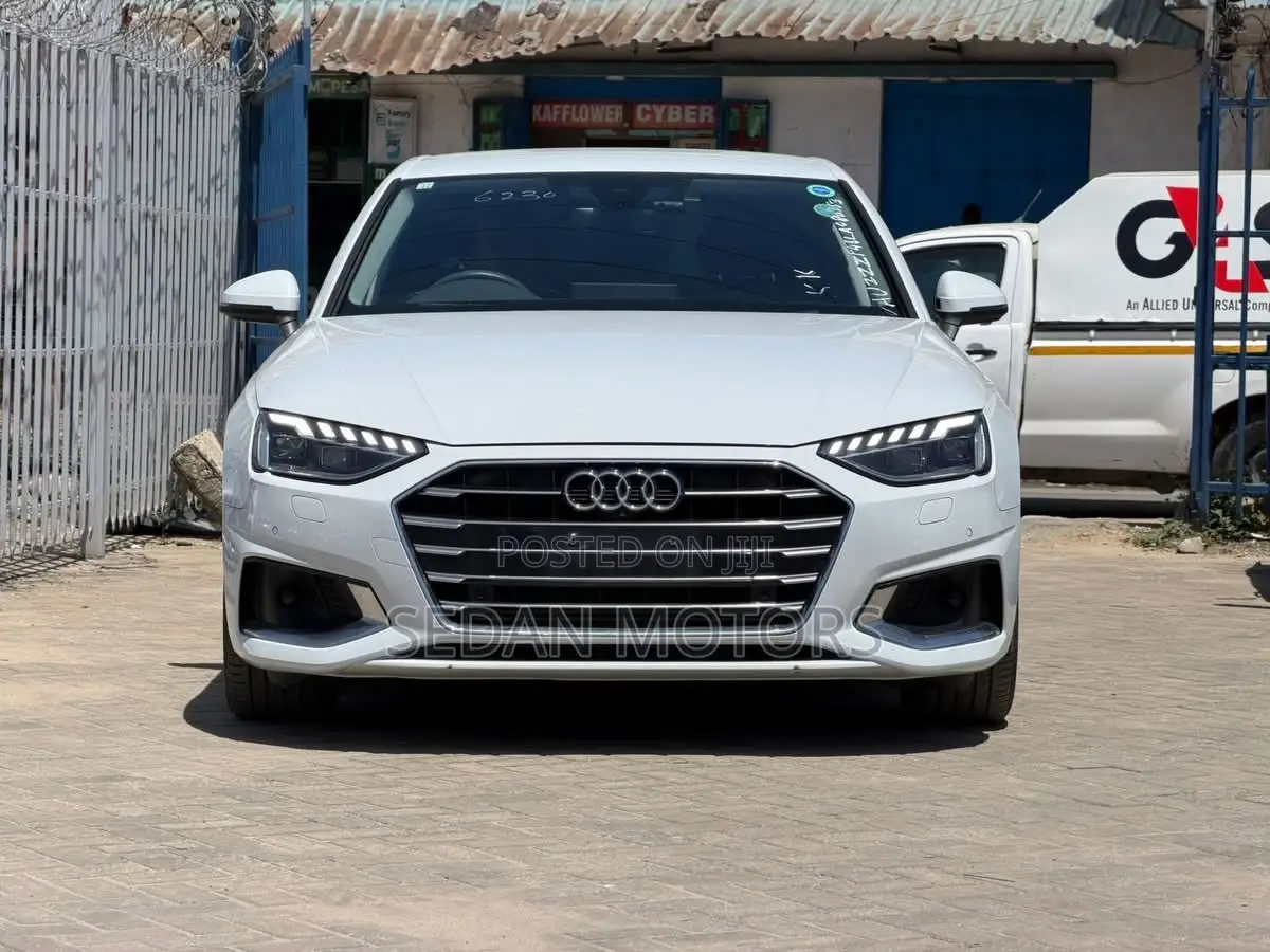 Audi A4 2019 Pearl
