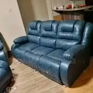 Black Semi Recliner Sofa Seat