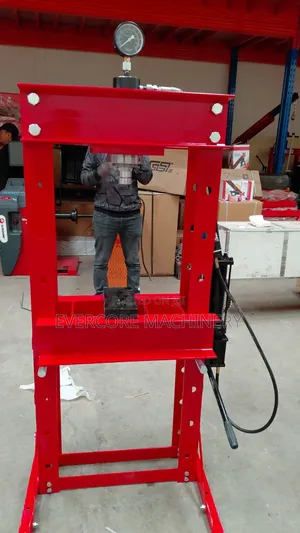 30tonne Hydro-Pneumatic Press Machine Best Quality.