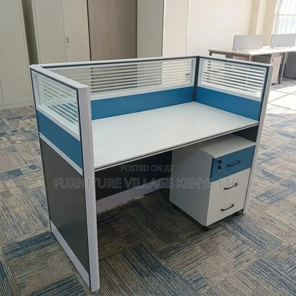 Single Seater Modern Office Modular Workstation