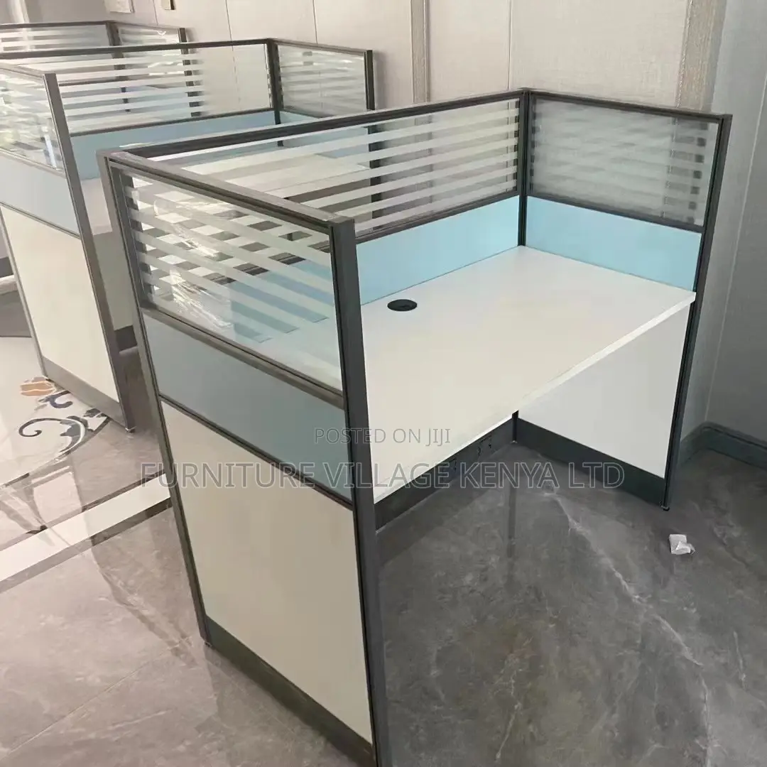 Single Seater Modern Office Modular Workstation