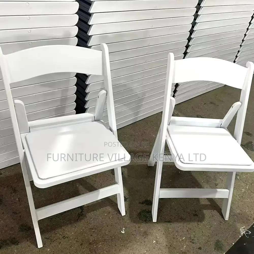 Foldable White Outdoor Wedding Chair