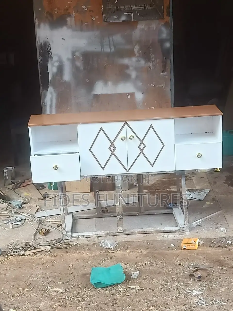 White Tv Stand