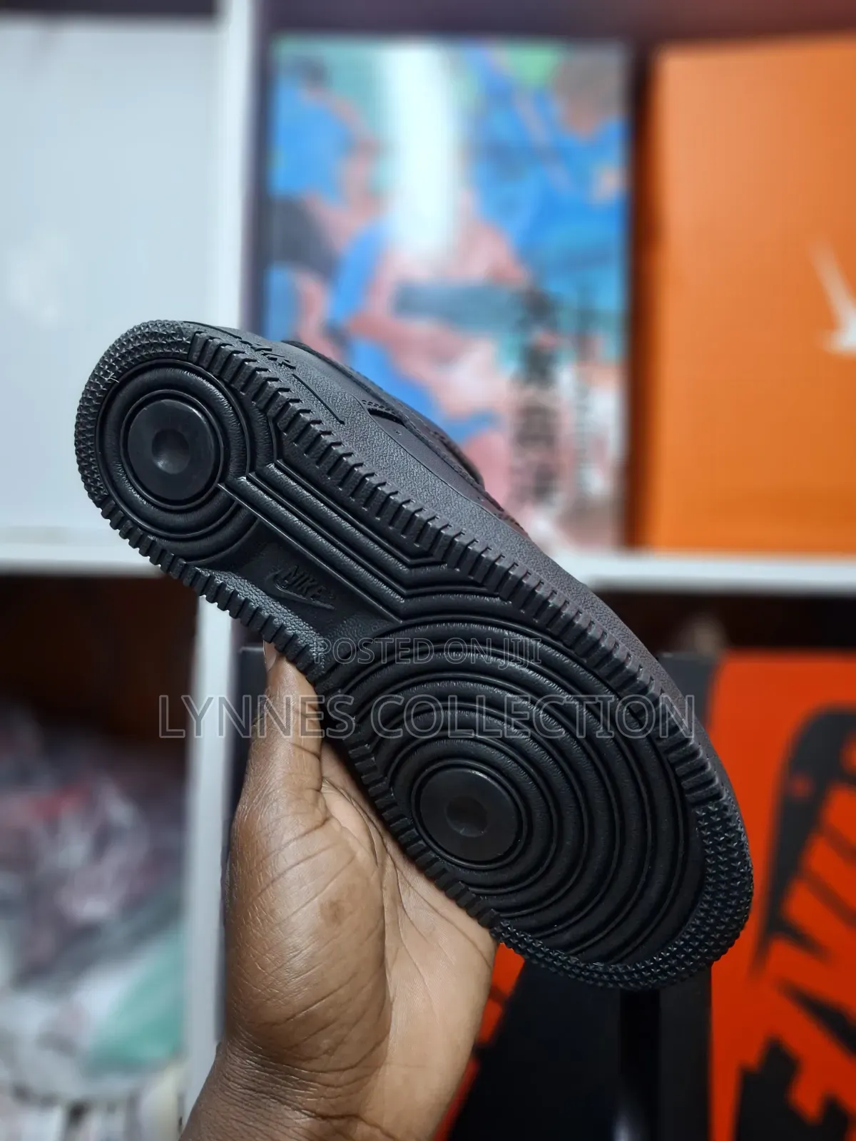 Nike Air Force 1 All Black - Unisex Streetwear Sneakers
