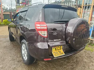 Toyota RAV4 2011 Purple