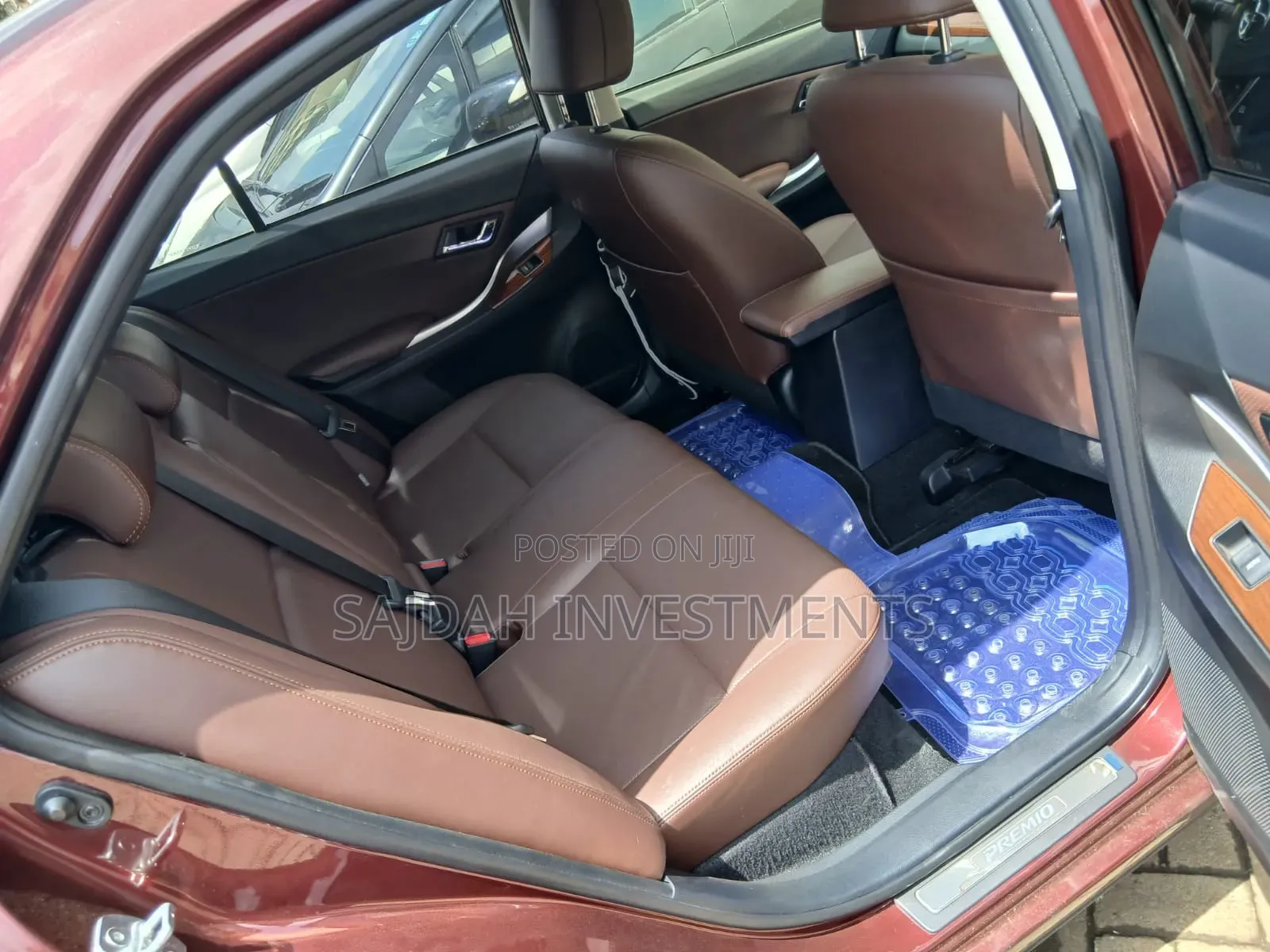 Toyota Premio 2.0 FWD 2018 Red