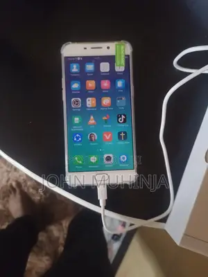 Oppo R9 64 GB White