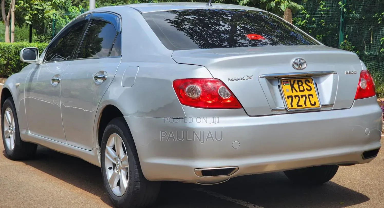 Toyota Mark X 2005 Silver