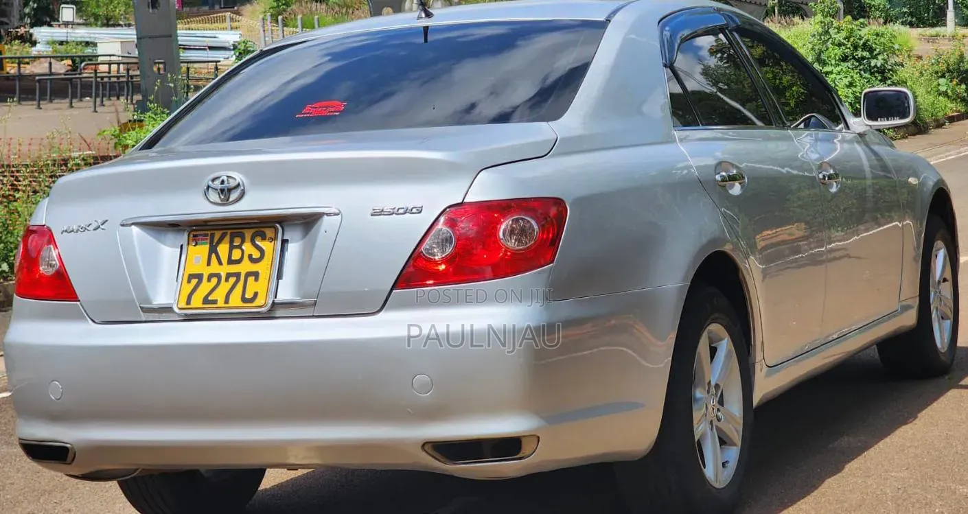 Toyota Mark X 2005 Silver