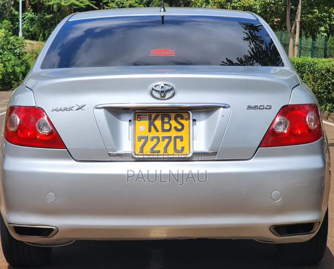 Toyota Mark X 2005 Silver