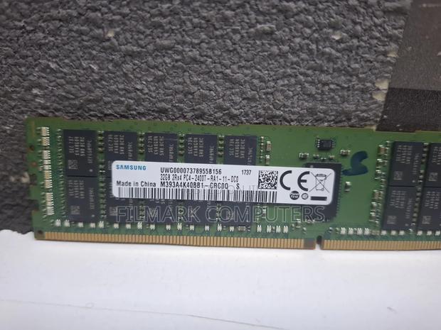 Samsung 32gb 2rx4 Pc4-2400t-Ra1-11-Dc0 Ram Server Memory - thumbnail 3