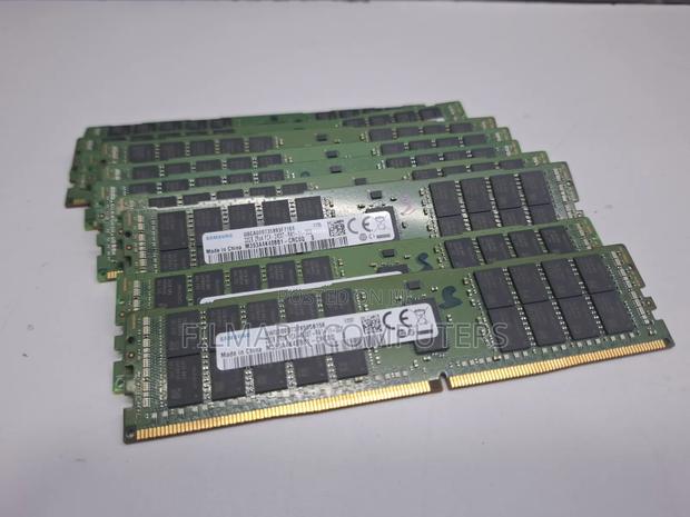 Samsung 32gb 2rx4 Pc4-2400t-Ra1-11-Dc0 Ram Server Memory