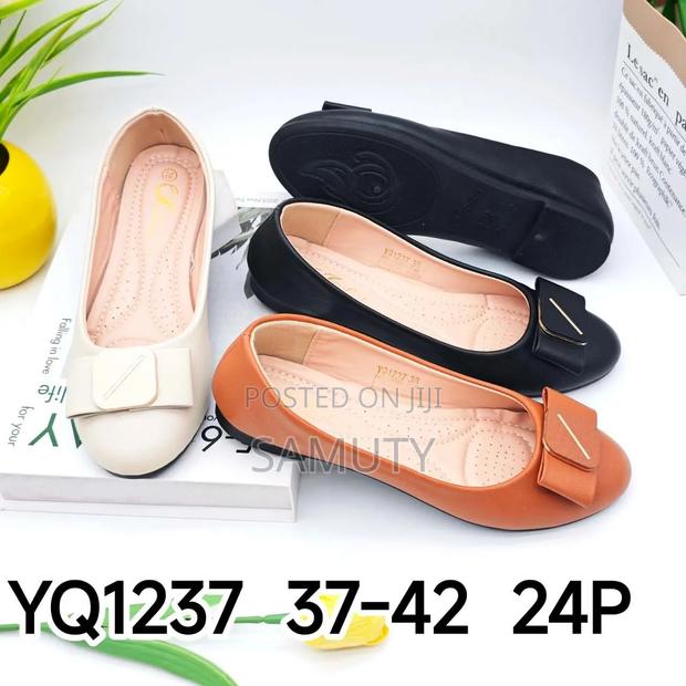 Ladies Shoe - thumbnail 2