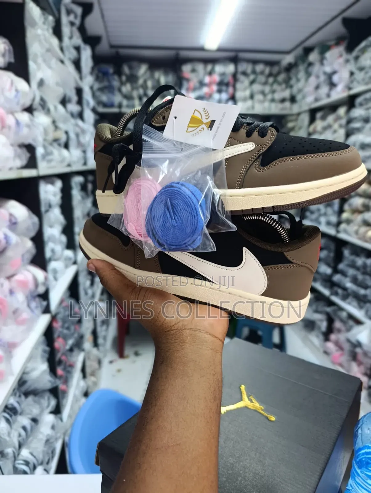 Nike Jordan 1 Low Travis Scott Reverse Mocha - Streetwear Sneakers