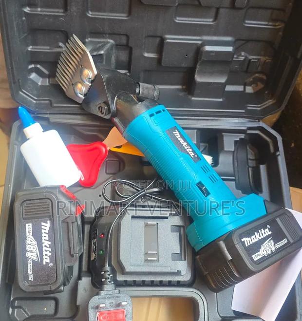 Makita Cordless Animal/Sheep Wool Clipper
