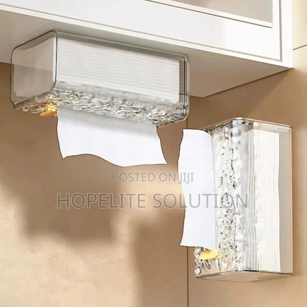 Luxury Transparent Acrylic Tissue Box - thumbnail 5