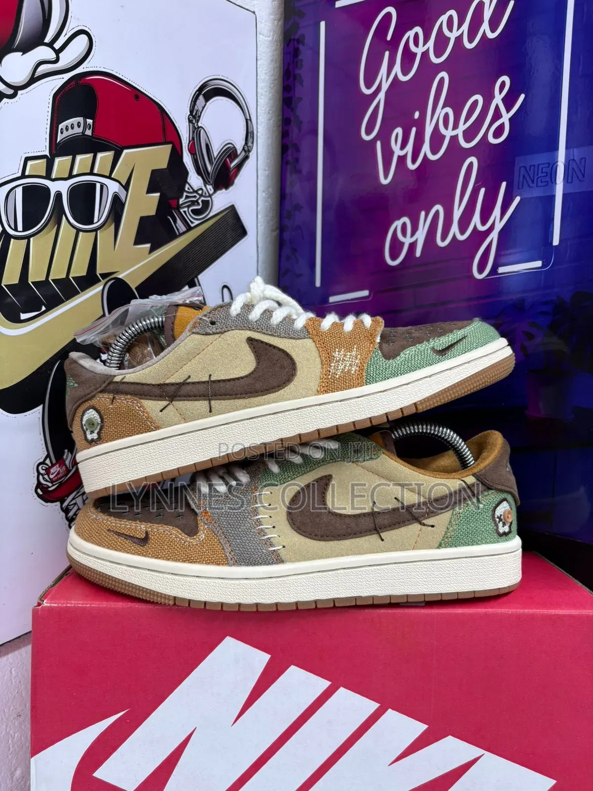 Nike Jordan 1 Low Sb Dunks Multicolor Design - Streetwear Sneakers