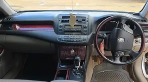Toyota Crown 2008