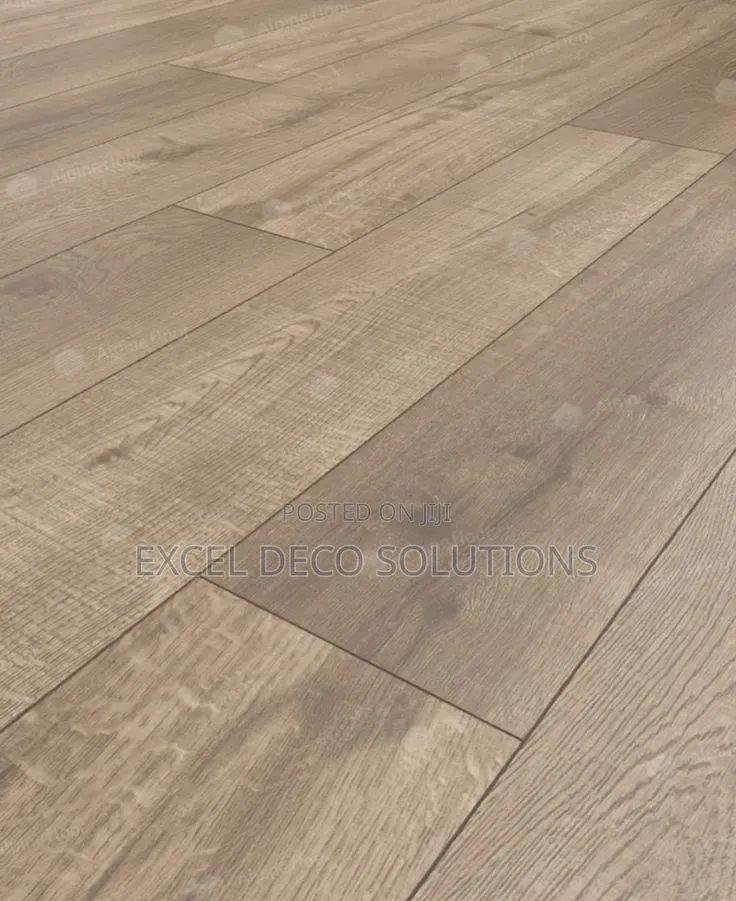 Laminate Flooring – Premium Floors for Elegant Interiors
