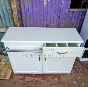 White Kitchen Cabinet