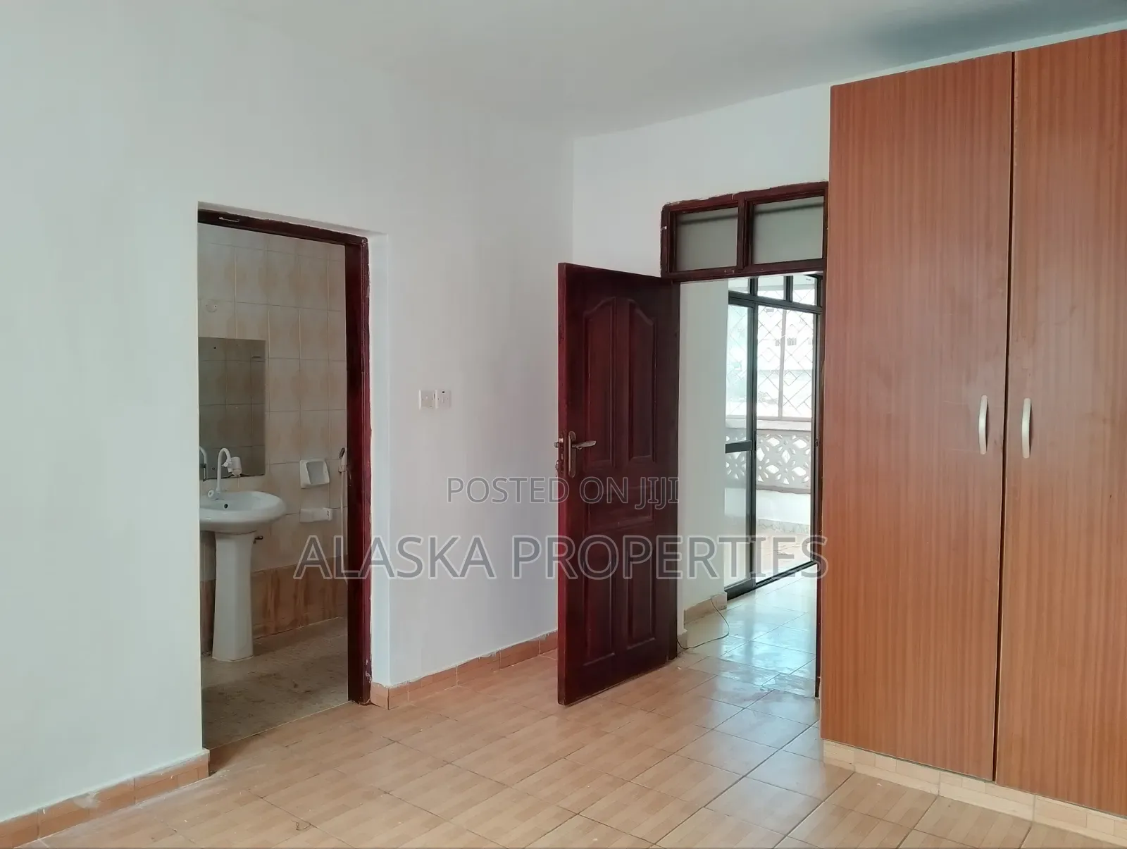 3bdrm Apartment in Nyali Estate for rent