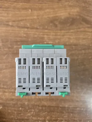 32amps Suntree Sl7n-63 4-Pole 1000v Dc Circuit Breaker