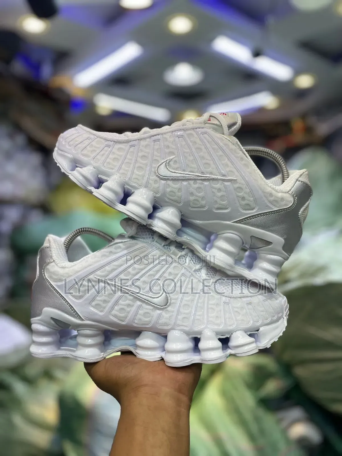 Nike Shox Men Shoes White - Performance Streetwear Sneakers