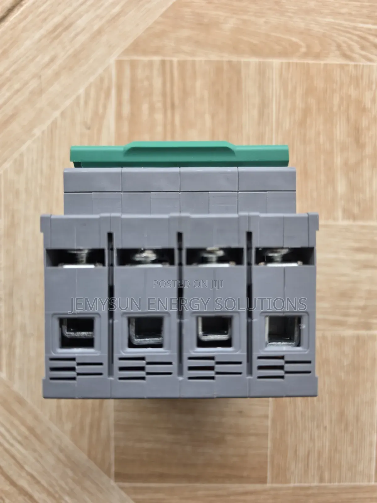63amps Suntree Sl7n-63 4-Pole 1000v Dc Circuit Breaker