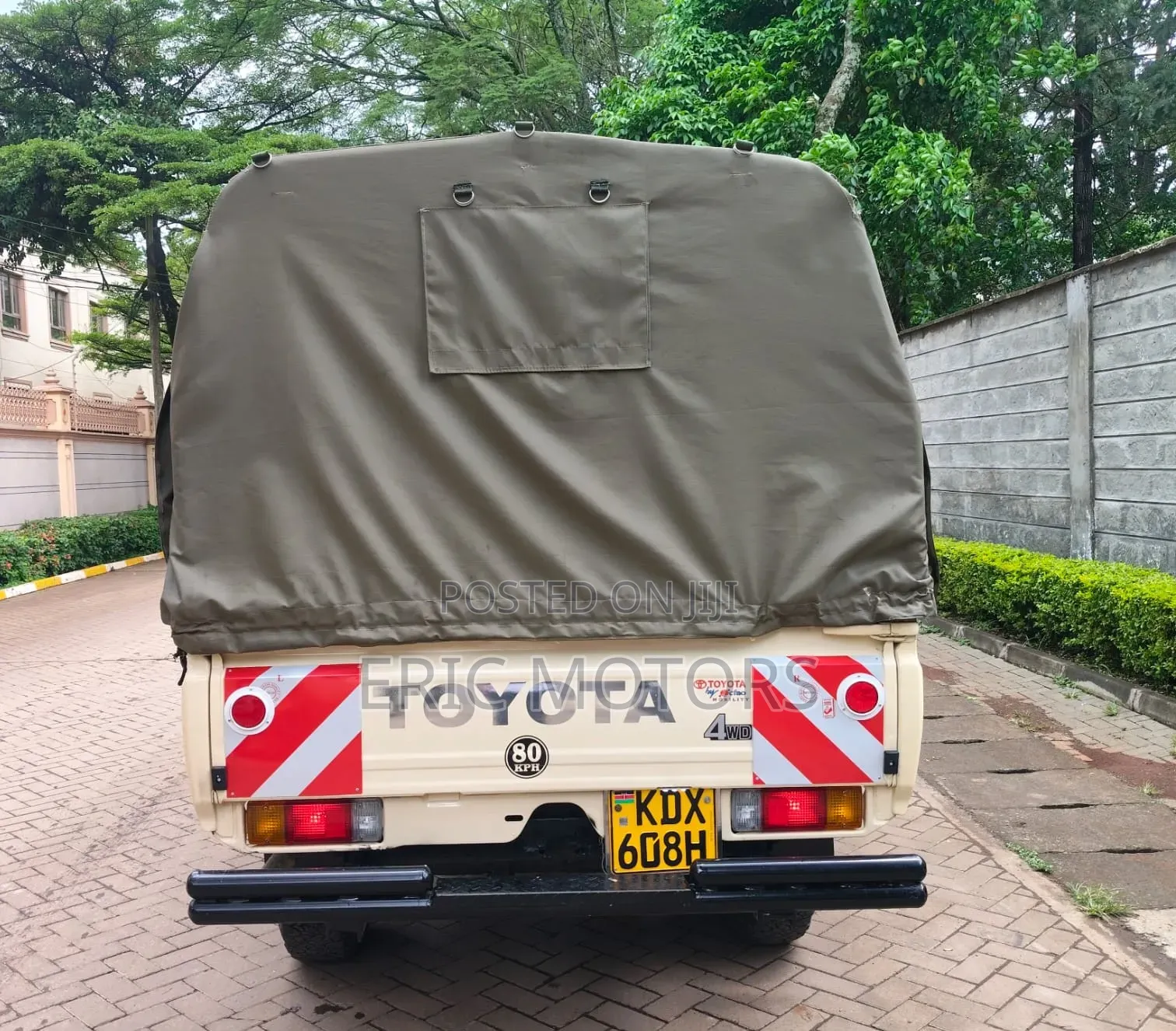 Toyota Land Cruiser 2008 Gold