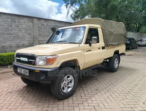 Toyota Land Cruiser 2008 Gold