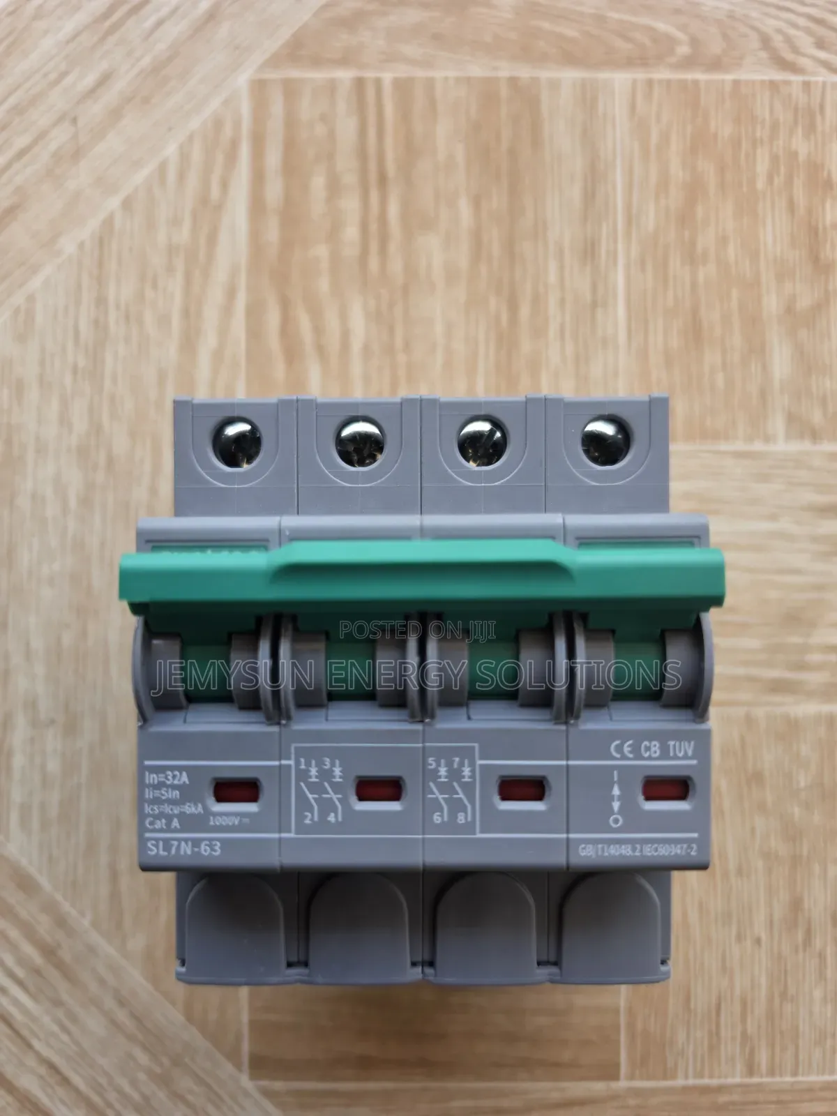 32amps Suntree Sl7n-63 4-Pole 1000v Dc Circuit Breaker