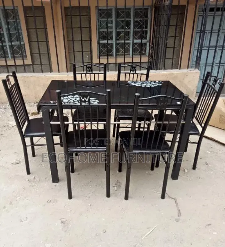 6 Seater Black Classic Dinning Table