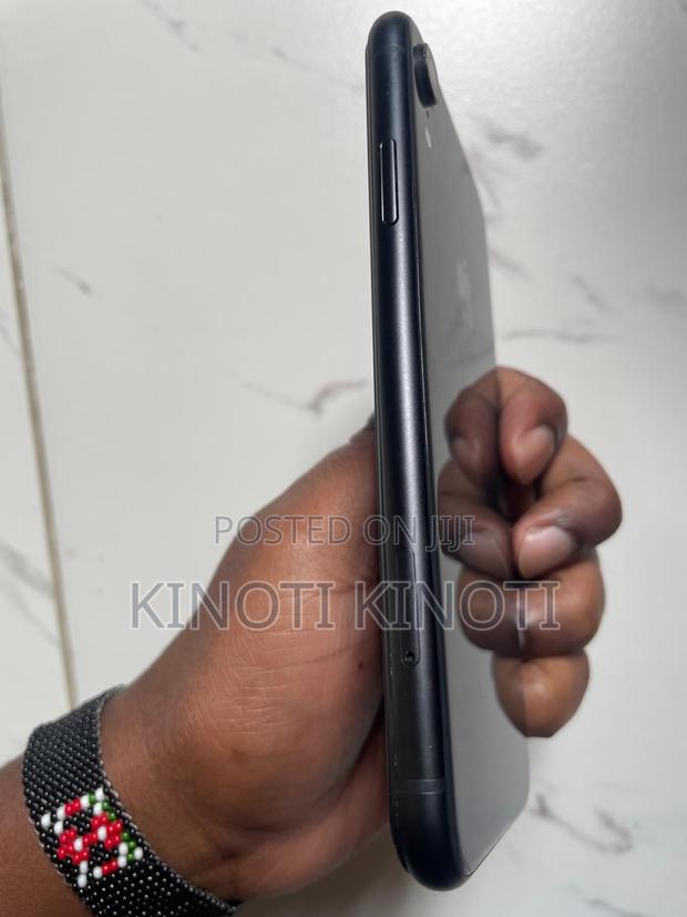 Apple iPhone XR 64 GB Black - thumbnail 10