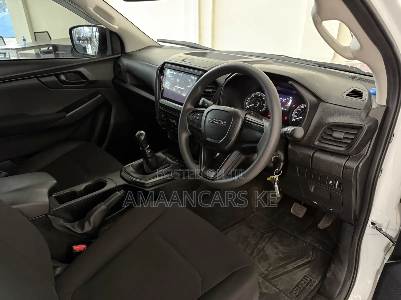 Isuzu D-MAX 2025 White