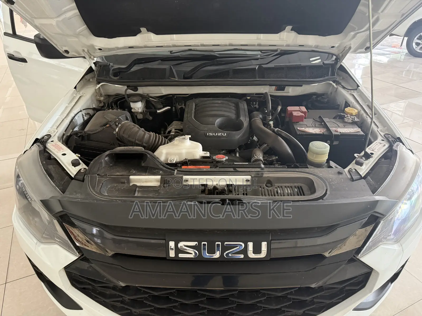 Isuzu D-MAX 2025 White
