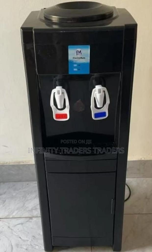 Hot and Cold Water Dispenser