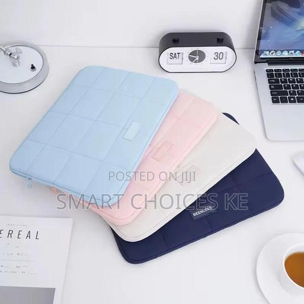 15.6 Inch Shock Proof Quilted Laptop Sleeve Bag