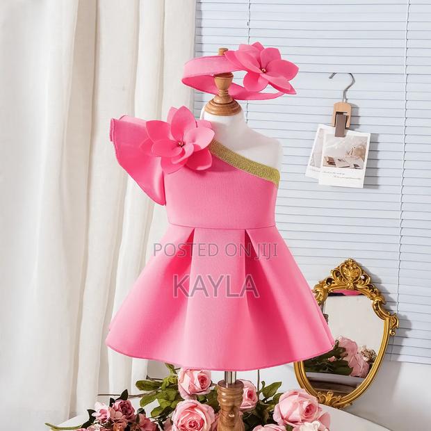 Baby Clothes - thumbnail 3